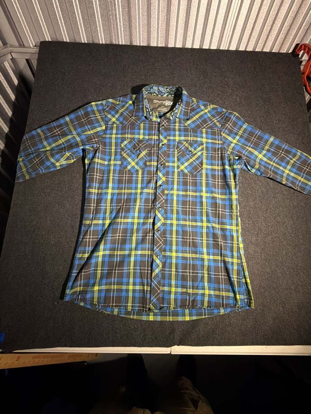 Wrangler 20X‎ Western Plaid Long Sleeve Snap Button Shirt
15-0219